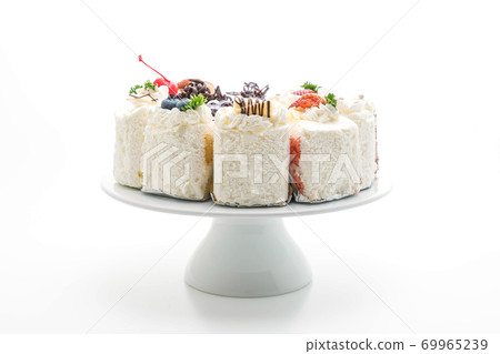 different pieces of cake 69965239