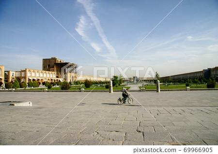 "Half of the World" Imam Square, a World Heritage Site in Isfahan, Iran "Half of the World" Imam Square, a World Heritage Site in Isfahan, Iran 69966905