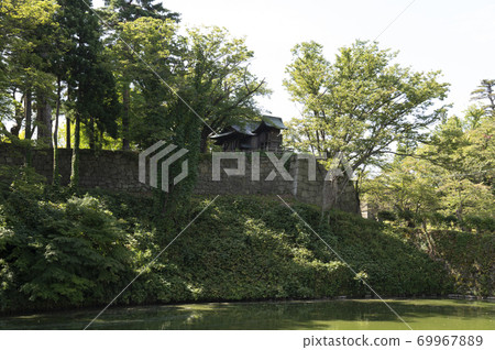 敦賀城堡(若松城堡)護城河和敦賀城堡稻荷大社 敦賀城堡(若松城堡)護城河和敦賀城堡稻荷大社 69967889