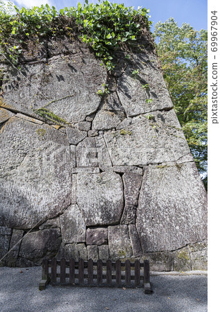 敦賀城（若松城）的石垣（太鼓門遺址） 69967904