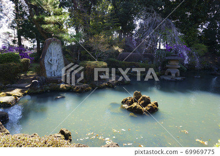 Jiyokuji的Fudo Myoo所在的小池塘 Jiyokuji的Fudo Myoo所在的小池塘 69969775