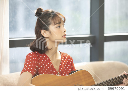 婦女生活方式放鬆 婦女生活方式放鬆 69970091