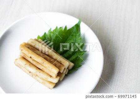 Pickled burdock Pickled burdock 69971145