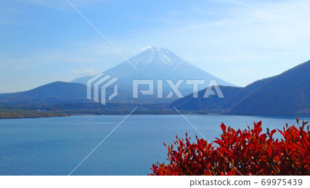 Mt. Fuji, autumn leaves and lake Mt. Fuji, autumn leaves and lake 69975439