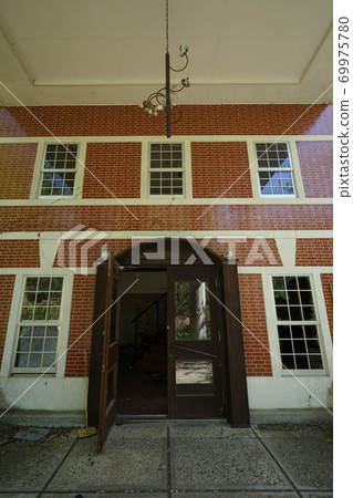 Abandoned Cadillac House Aleph Kiyosato, Hokuto City, Yamanashi Abandoned Accommodation Abandoned Hotel Hotel 69975780