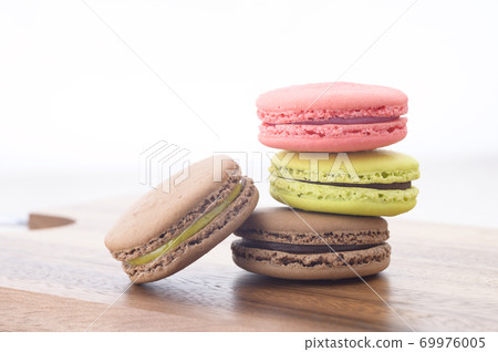 Stacked macaroons (photographing cooperation Milty Coco) Stacked macaroons (photographing cooperation Milty Coco) 69976005
