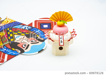 Kagami Mochi和Yakkodako Kagami Mochi和Yakkodako 69978126