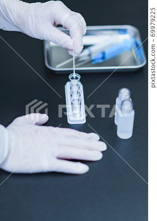 Vaccine development PCR test Medical business [Medical image of corona sickness] 69979225