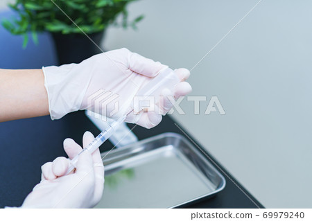 Vaccine development PCR test Medical business [Medical image of corona sickness] 69979240