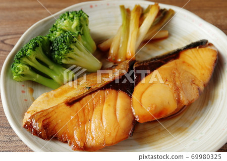 Teriyaki with grilled 69980325