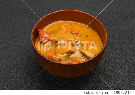 Traditional thai curry chicken soup 69982215