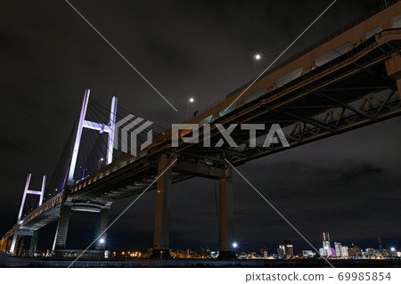 橫濱/港未來21辦公室照明/橫濱海灣大橋（TOWERS Milight） 69985854