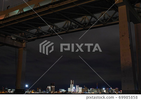 橫濱/港未來21辦公室照明/橫濱海灣大橋（TOWERS Milight） 69985858