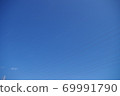 電線和青空 69991790