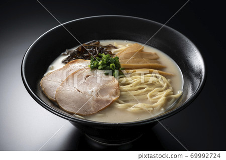 Tonkotsu拉麵黑背 Tonkotsu拉麵黑背 69992724