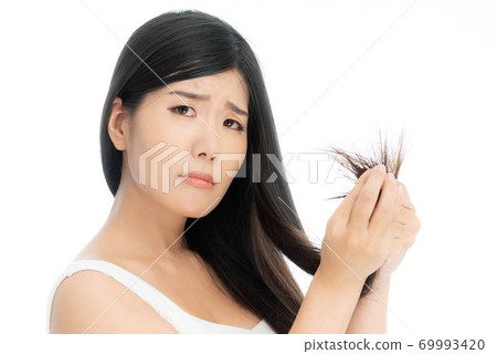 日本女人留著黑色長發直長發 69993420