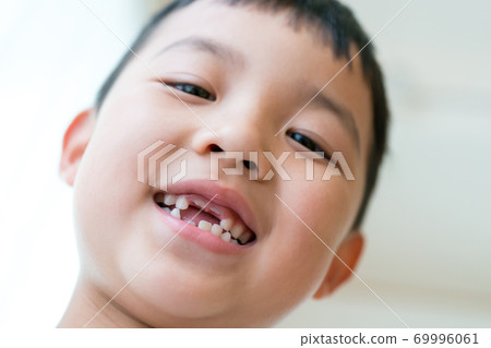 younger, person, baby boy 69996061
