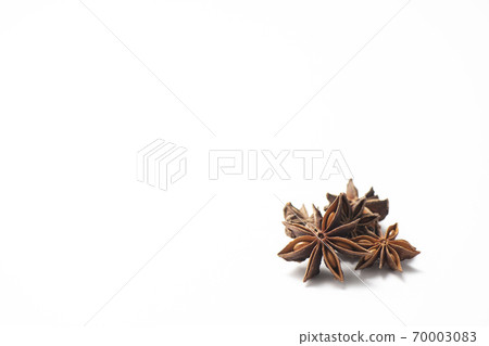 Octagonal star anise 70003083