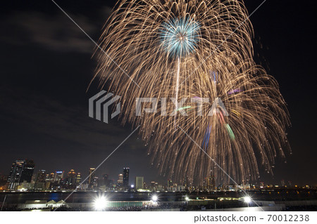 [Osaka Prefecture] Naniwa Yodogawa Fireworks Festival 70012238