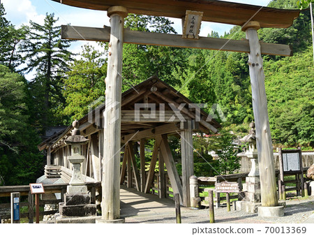 Mishima Shrine in Yusuhara Town 70013369