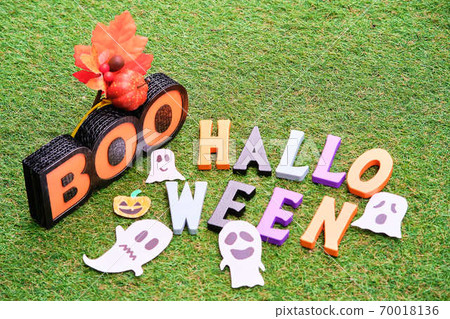 October Halloween 70018136