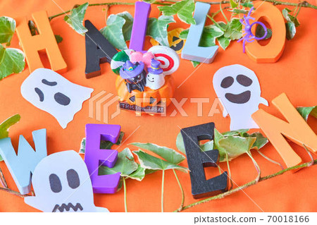 October Halloween 70018166