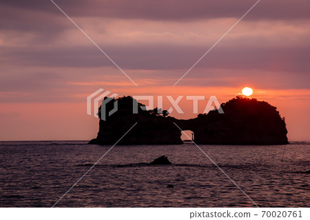和歌山縣白濱町圓月島的夜景 70020761