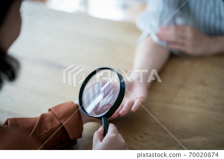 Palmistry mom friend housewife 70020874