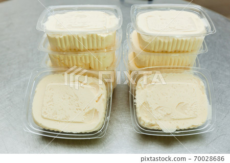 packaging of butter for sale packaging of butter for sale 70028686