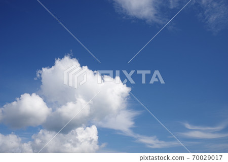 Landscape of blue sky and clouds (background material) 70029017
