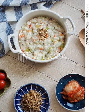 Korean traditional food vegetable porridge 70031083