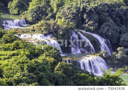 Ban Gioc - Detian waterfall in Cao Bang, Vietnam 70042636