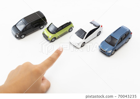 選擇一輛車的形象 70043235