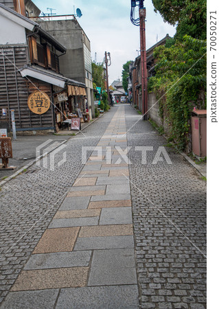 Back alley street Kawagoe City, Saitama Prefecture 70050271