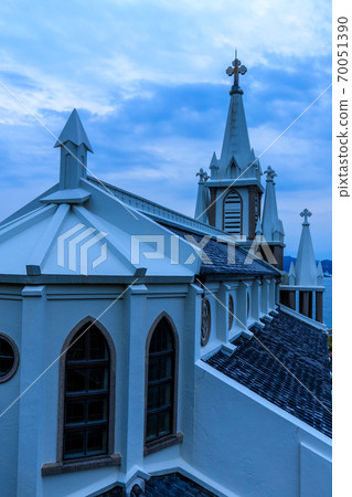 Morning scenery of Magome Church [Nagasaki City] 70051390