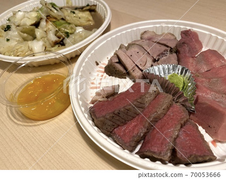優步吃3種低溫熟肉拼槃無限an魚白菜 優步吃3種低溫熟肉拼槃無限an魚白菜 70053666