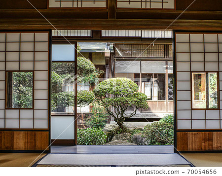 Japanese-style room in the castle town Japanese-style room in the castle town 70054656