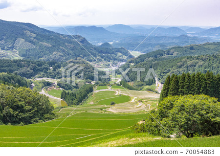 佐賀縣唐津市Waradino梯田 70054883