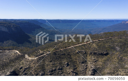 Narrow Neck Plateau in The Blue Mountains in Australia Narrow Neck Plateau in The Blue Mountains in Australia 70056050