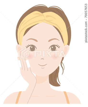 Women's skin care B_13 Women putting Women's skin care B_13 Women putting 70057653