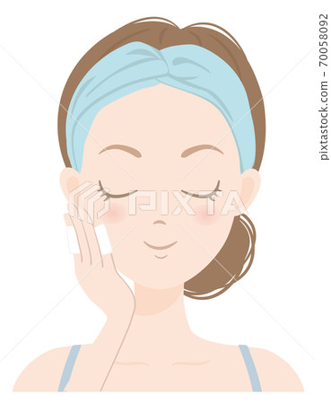 Women's skin care A_04 Women doing putting Women's skin care A_04 Women doing putting 70058092