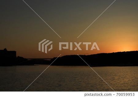 伊勢志摩，三重縣志摩市的日落景色，橙色橙色夜景[9月] 70059953
