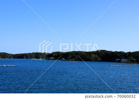 Scenery seen from Kashikojima Espana Cruise in Shima City, Mie Prefecture, Ago Bay, Sea, Sky, Sun [September] 70060032