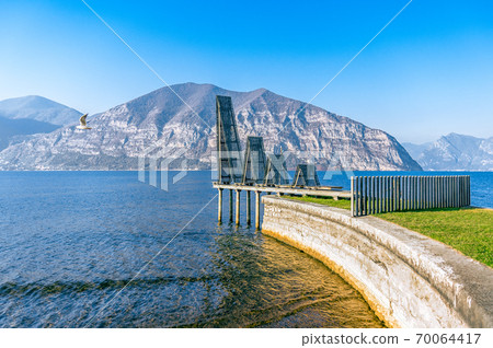 View of Lake Iseo and the island Monte Isola. Lombardy, Italy 70064417
