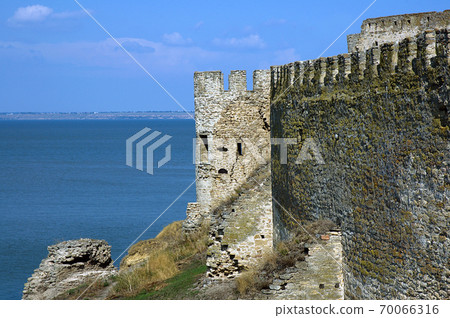 Watchtower and defensive walls on the Dniester estuary 70066316