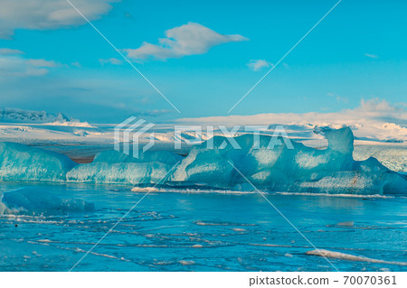 Incredible natural landscape largest glacier on the island in Iceland in winter Incredible natural landscape largest glacier on the island in Iceland in winter 70070361