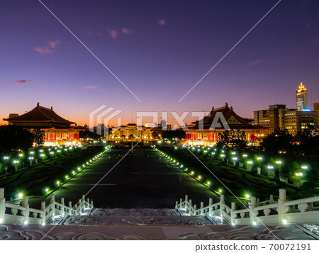 Night view of the National Theater and Concert Hall 70072191