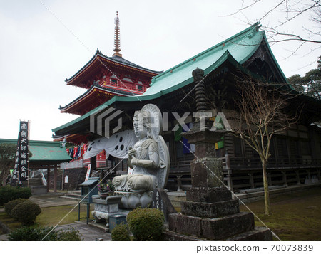 Saikyoji Temple, Hirado City, Nagasaki Prefecture 70073839