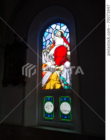 長崎縣平人市大平天主教堂彩繪玻璃 70073847