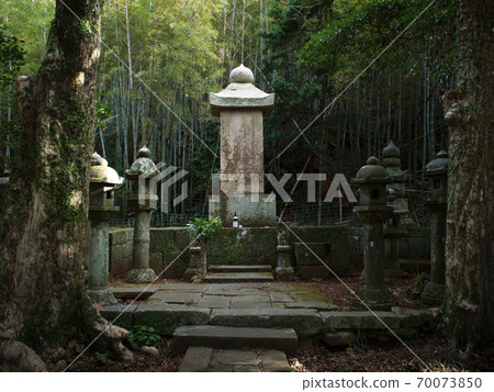 Tomb of Takanobu Matsuura, Hirado City, Nagasaki Prefecture 70073850